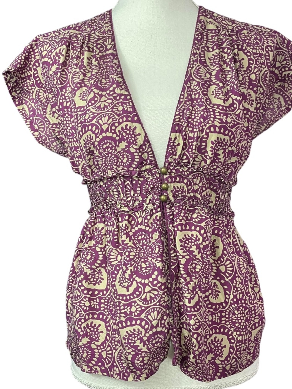 100% Silk Y2K Paisley Babydoll Top XS Purple Cream V-Neck Cap Sleeve Blouse